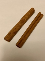 Cinnamomum aromaticum