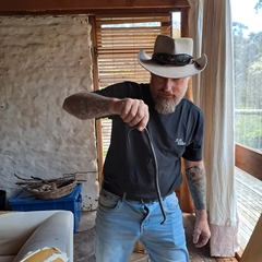 Cryptophis nigrescens